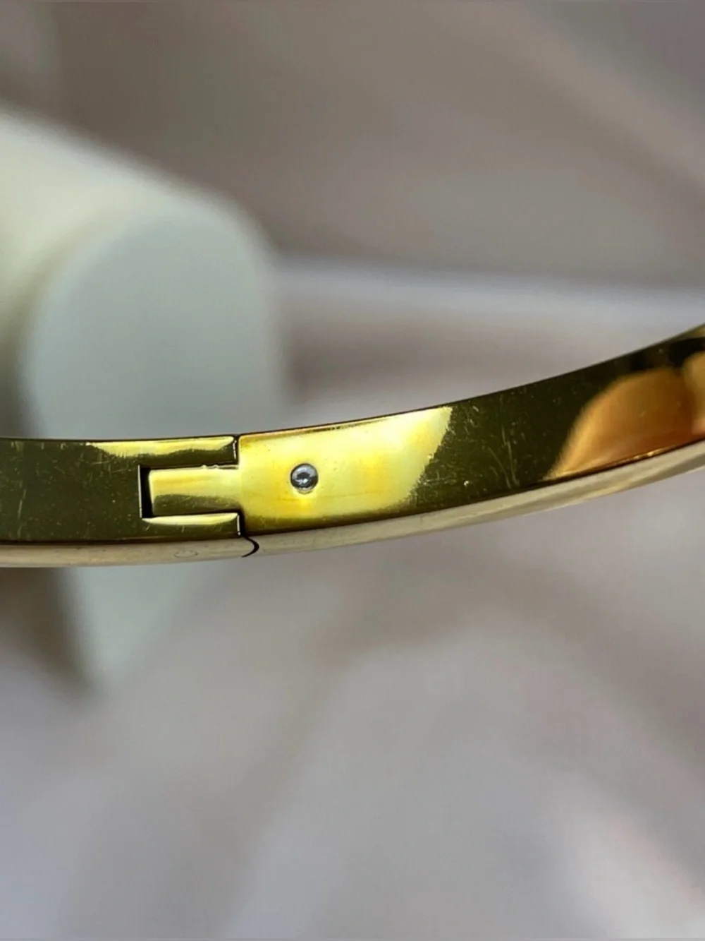 Kate Spade Ring It Up Gold Tone Pave Hinged Bangle Multicolored Bracelet - NWT - Picture 9 of 11